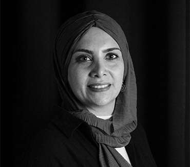 Dr. İlknur SİSNELİOĞLU (Akademisyen - Yazar)