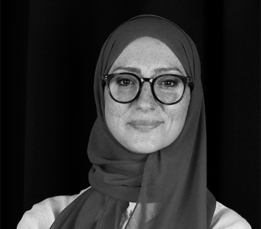 Sena Nur KARAOĞLU (Ressam - Sanat Tarihi Uzmanı)